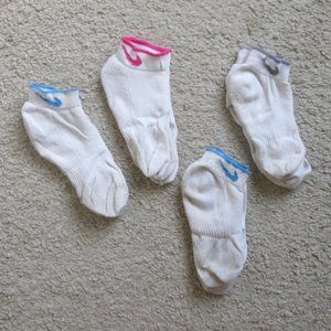 NIKE BUNDLE OF WOMENS BLUE/PINK/GRAY QUARTER ANKLE SOCKS